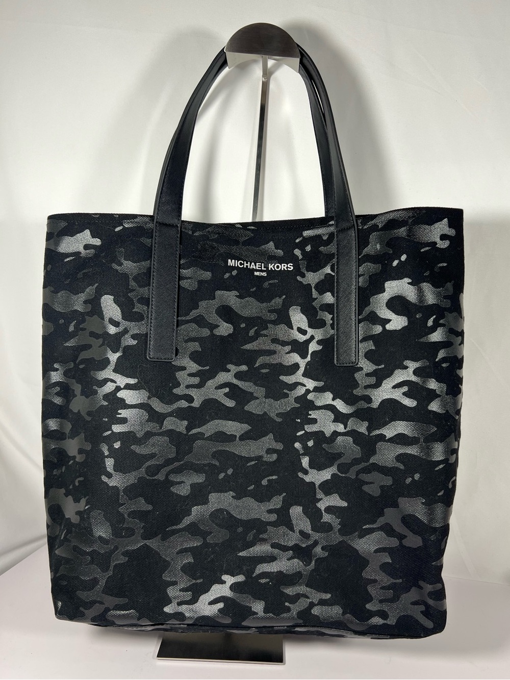 4092: Michael Kors Mens Camo Tote Bag Black Gray Coated Canvas Shopper NY 10012